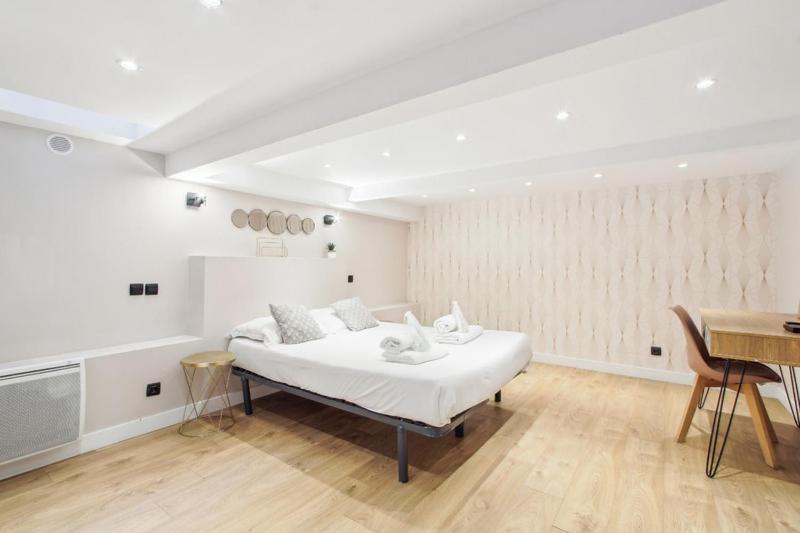 165 Suite Denis - Superbe Appartement A Paris Eksteriør billede